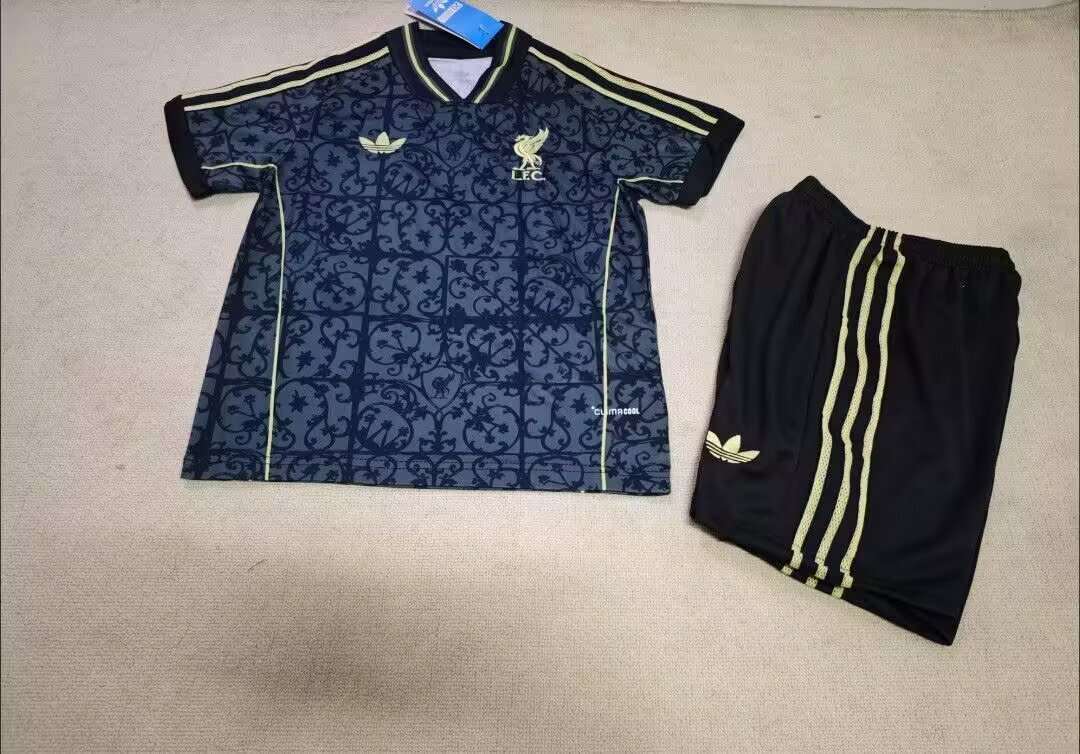 2026 LWP Black Kids Kit 2026 LWP 黑色 孩子套装