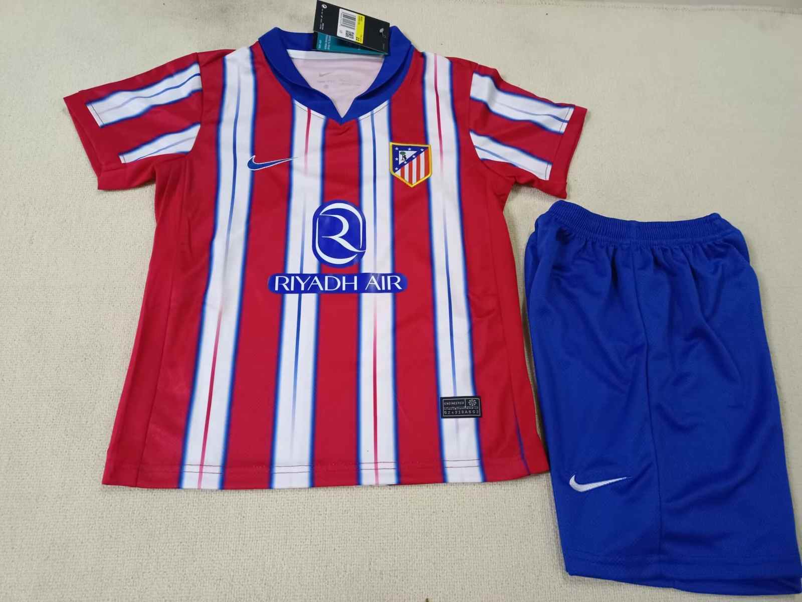 24 25 Atletico Madrid Home Kids Set 24 25 马德里竞技 主场 孩子套装