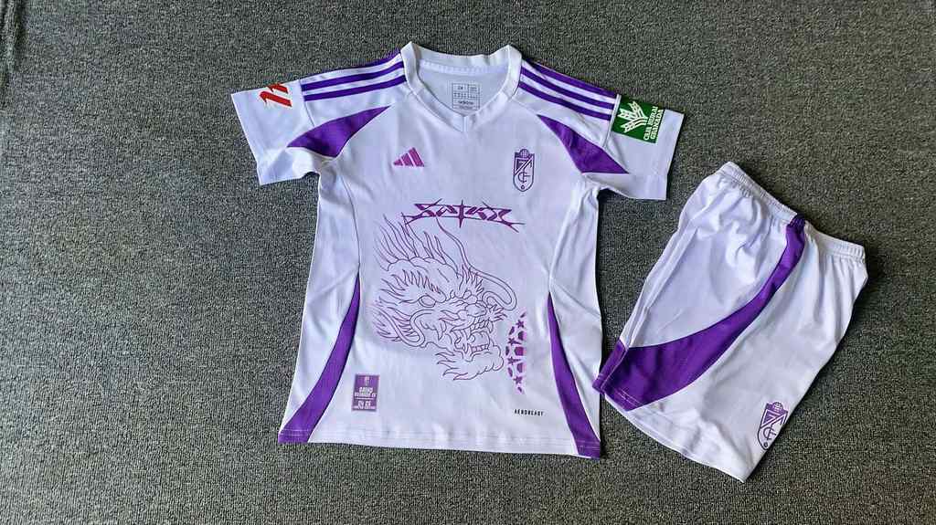 24 25 Granada fourth away kids kit 24 25 格拉纳达 三客 儿童套装
