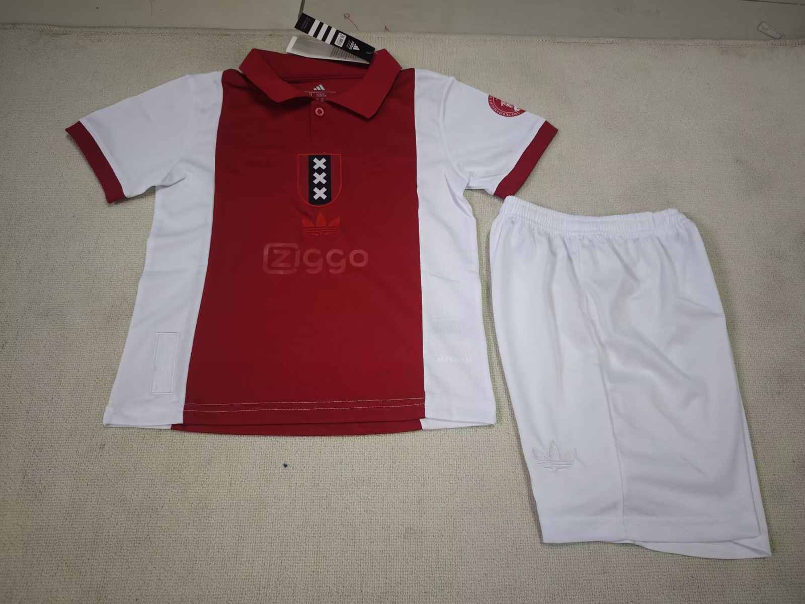 25 26 Ajax 125th Anniversary Edition Kids set 25 26 阿贾克斯 125 周年纪念版 孩子套装