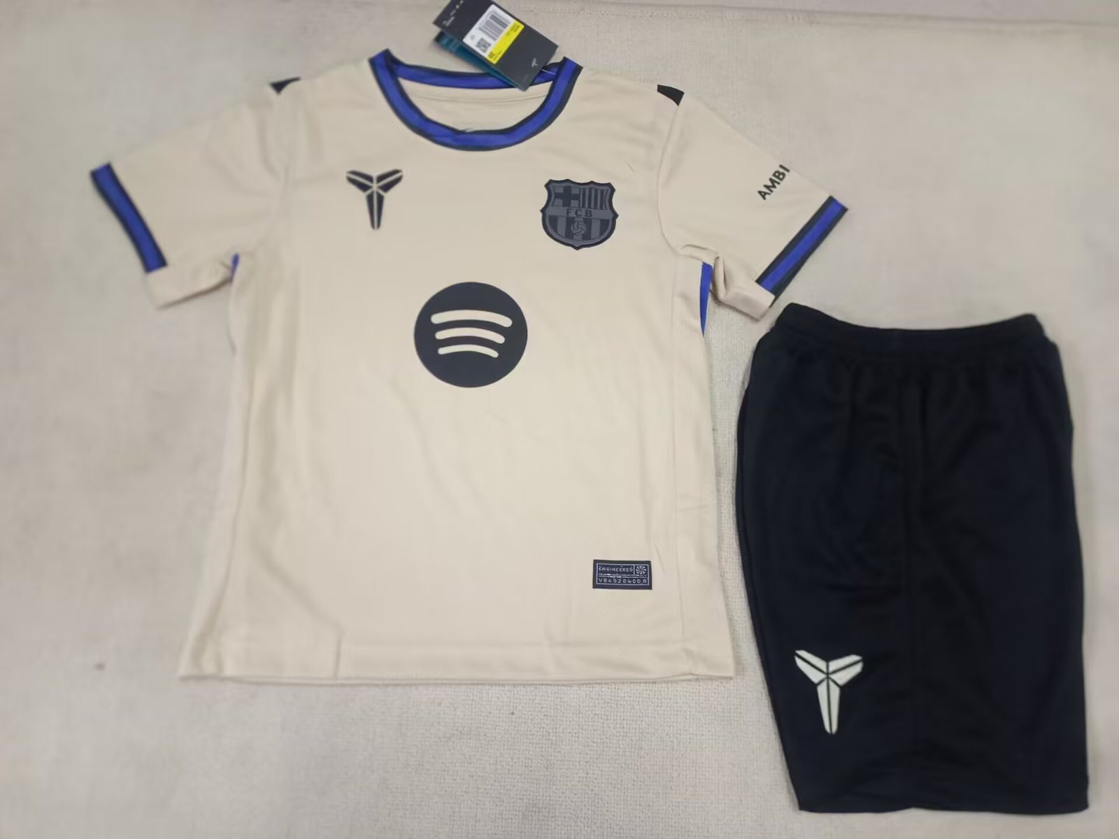 25 26 Barcelona Away Kids Kit 25 26 巴萨 客场 孩子套装
