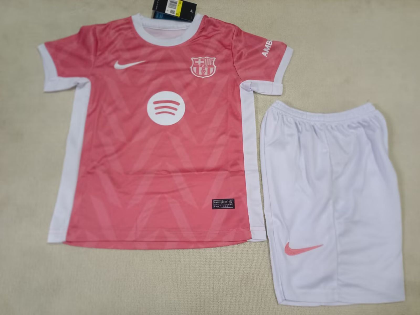 25 26 Barcelona special version pink kid kits 25 26 巴萨 特别版粉色 孩子套装