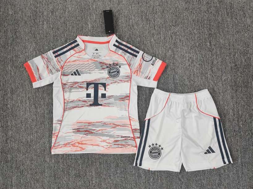 25 26 Bayern away kid kits 25 26 拜仁 客场 孩子套装