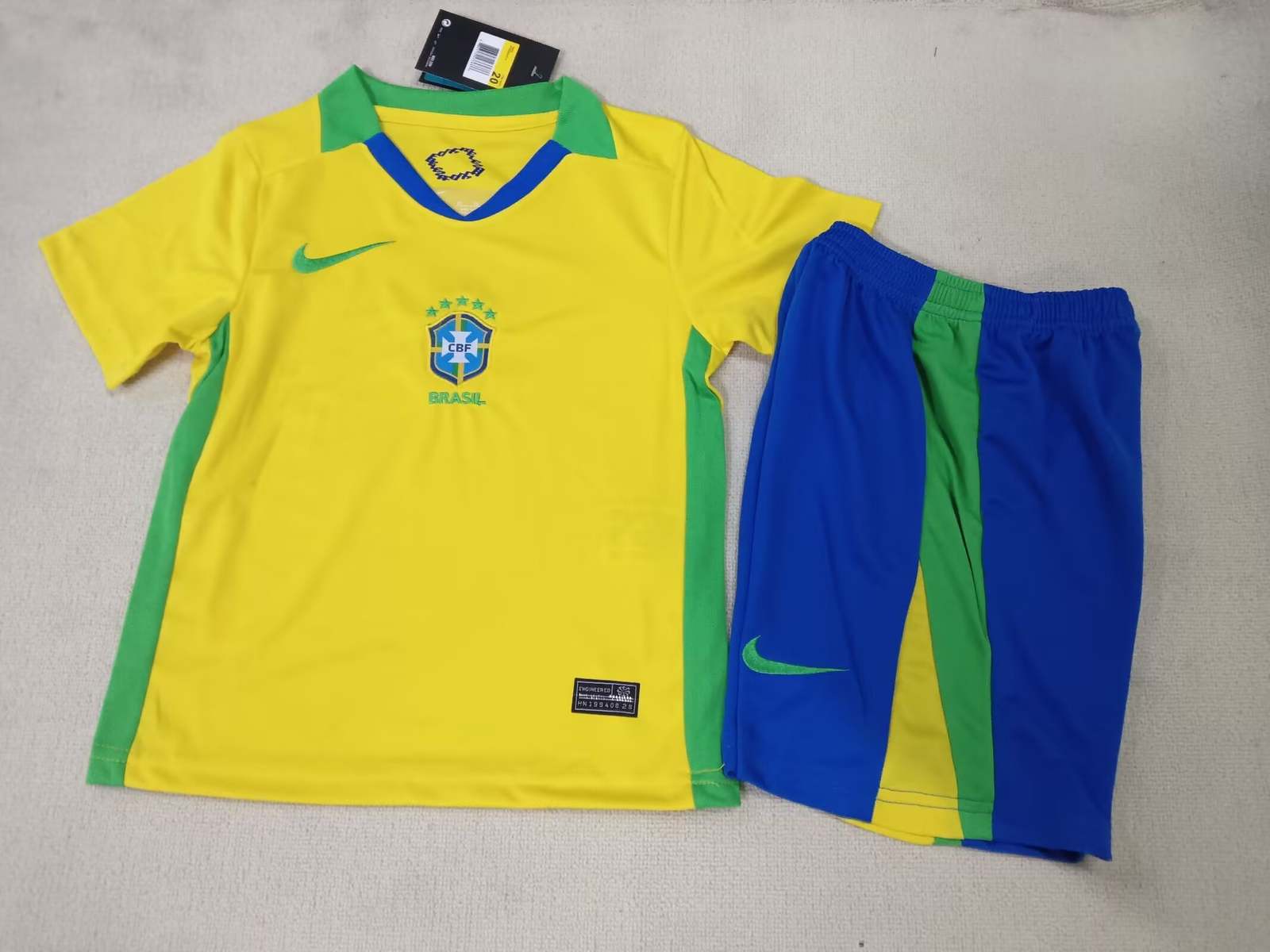 25 26 Brazil Home Kids set 25 26 巴西 主场 孩子套装