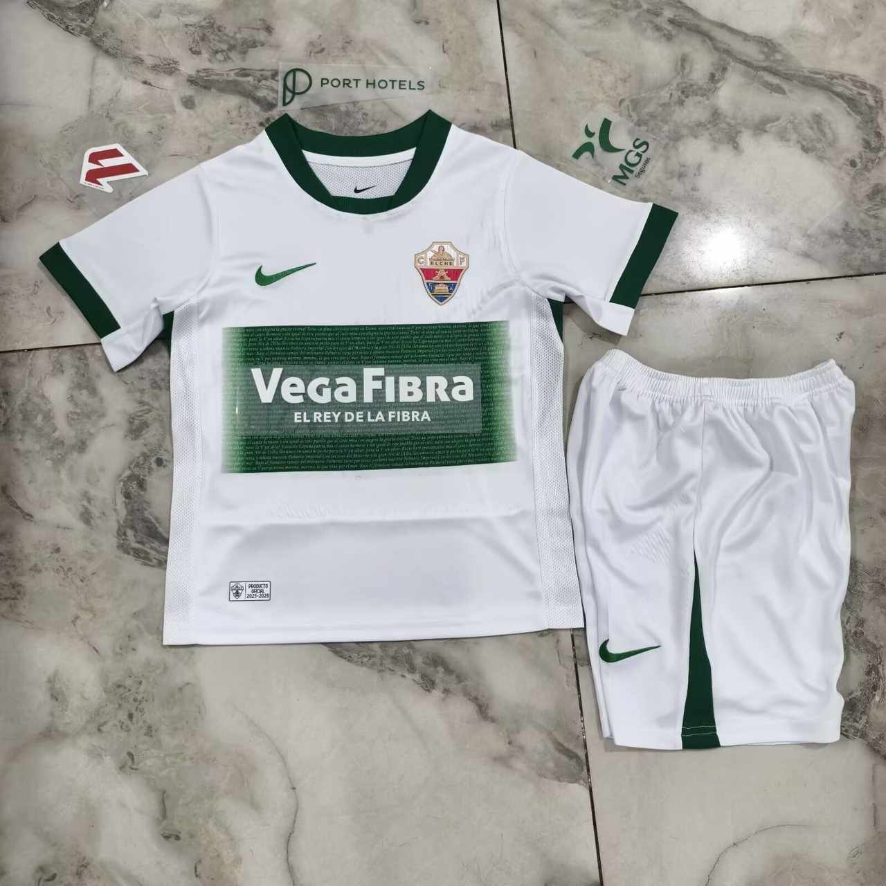25 26 Elche Home Kids Kit 25 26 埃尔切 主场 孩子套装
