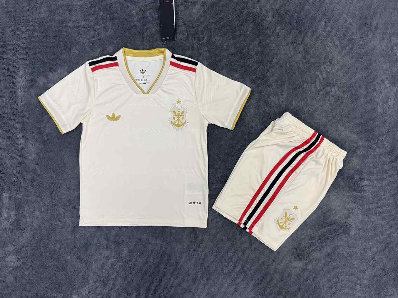 25 26 Flamengo 2 away children's set 25 26 弗拉门戈 2 客场 孩子套装
