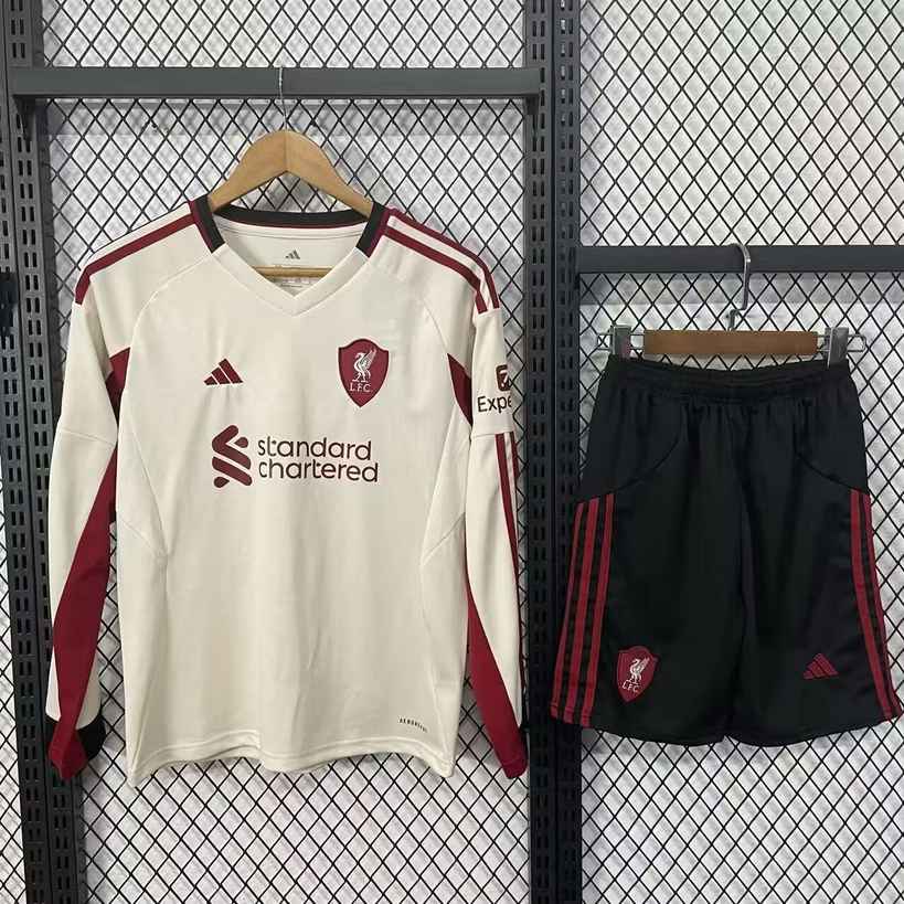25 26 LWP Away long sleeves Kids Kit (16-28) 25 26 LWP 客场 长袖 孩子套装