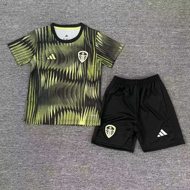 25 26 Leeds united green kid kits 25 26 利兹联 绿色 儿童套装