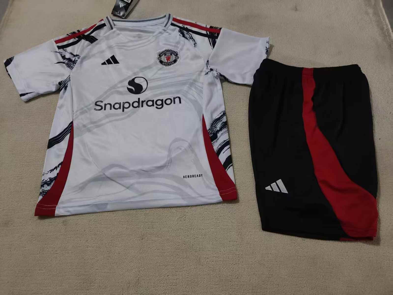 25 26 Man united special version kid kits 25 26 曼联 特别版 孩子套装