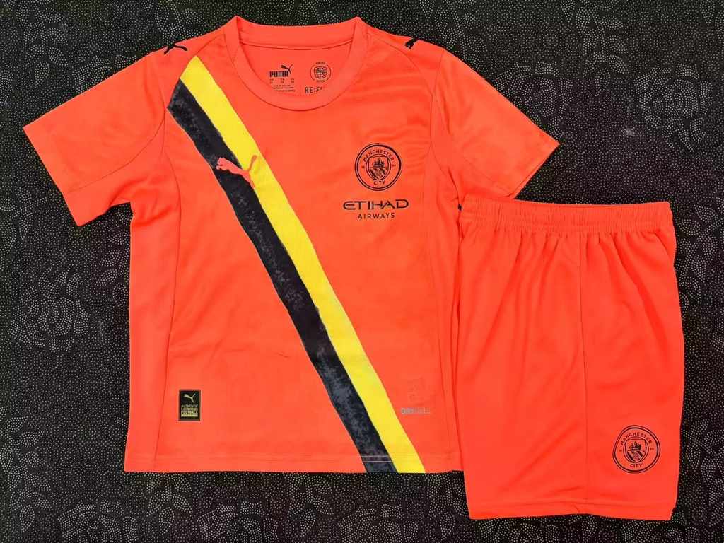 25 26 Manchester City goalkeeper orange kids suit 25 26 曼城 守门员 橙色 孩子套装