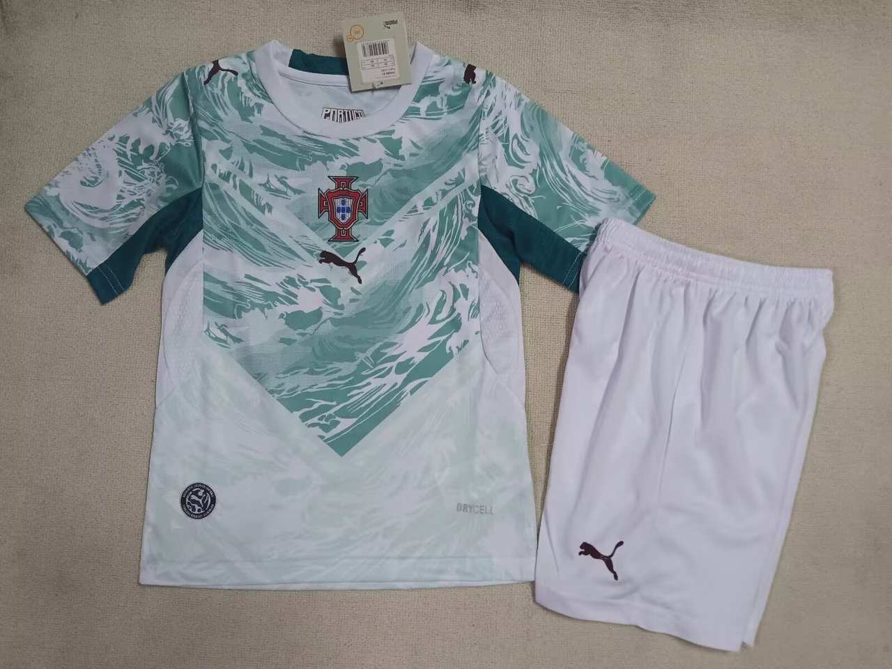 25 26 Portugal away kid kits 26 27 葡萄牙 客场 儿童套装