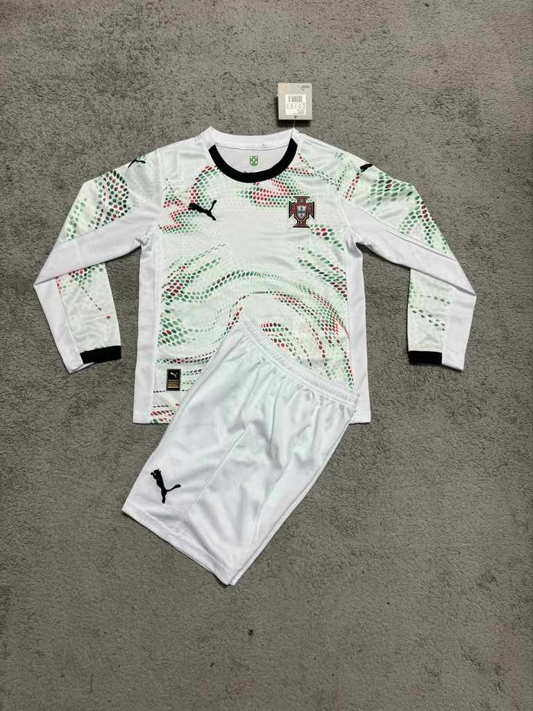 25 26 Portugal away white long sleeves kids kit 25 26 葡萄牙 客场 长袖 儿童套装