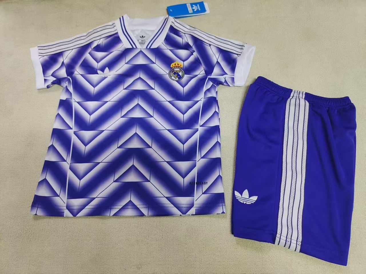 25 26 Real Madrid Special Edition Purple Children's Set 25 26 皇马 特别版 紫色 孩子套装