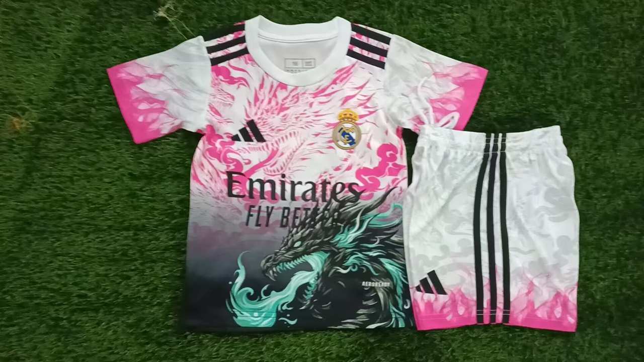 25 26 Real Madrid kid kits 25 26 皇马 粉火龙 孩子套装