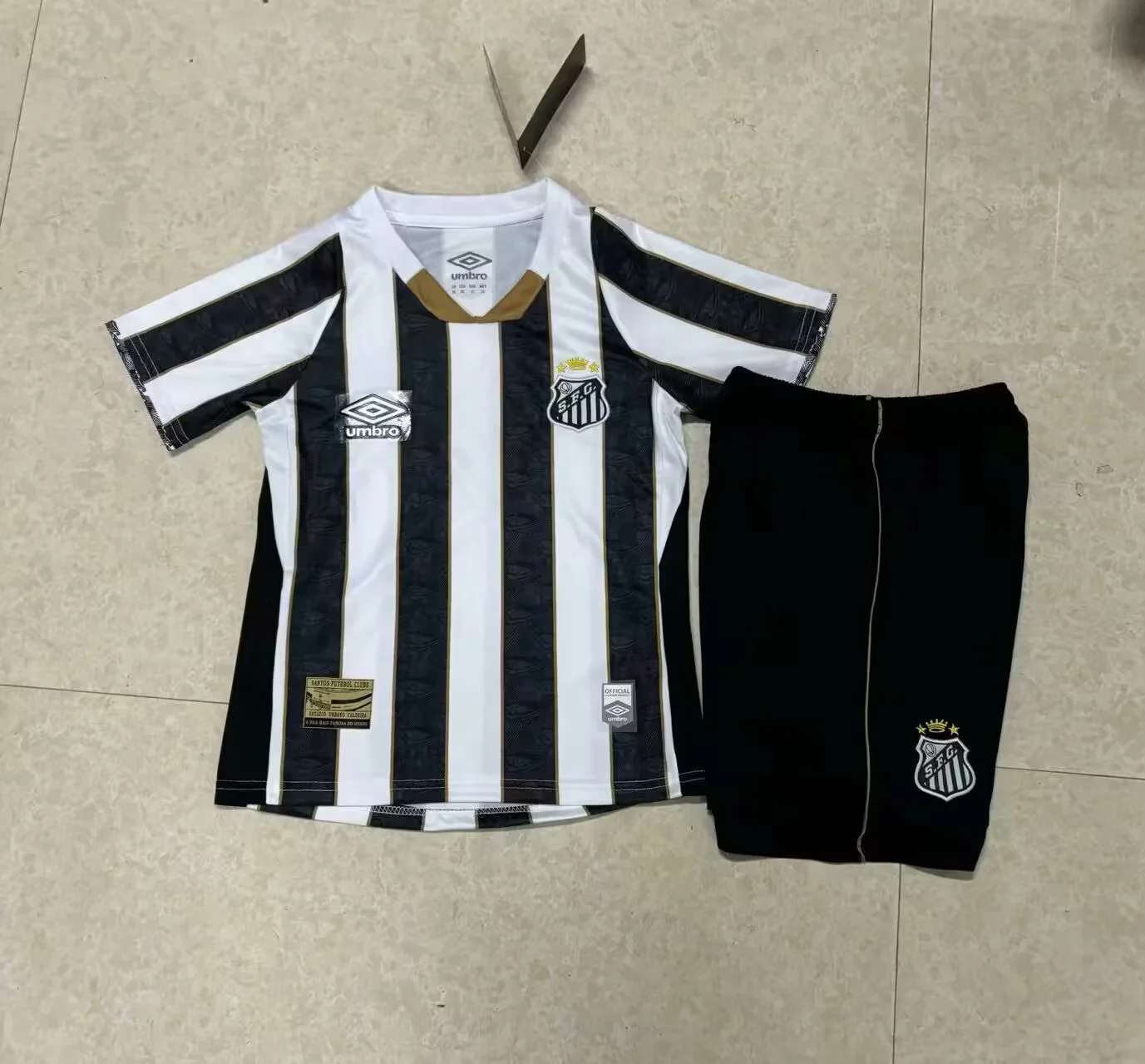 25 26 Santos away kids kit 25 26 桑托斯 客场 儿童套装_189168418