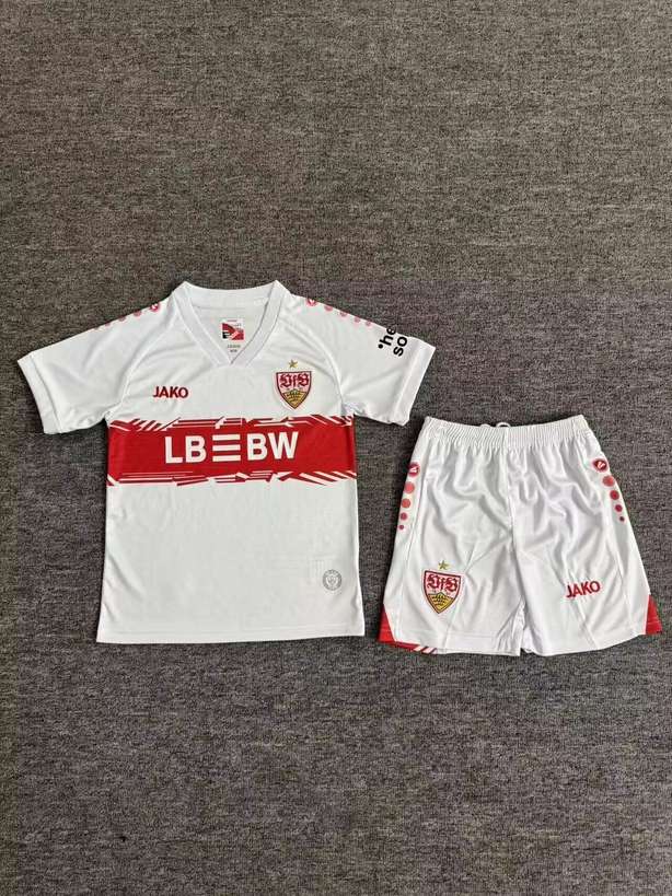 25 26 Stuttgart Home Child's Kit 25 26 斯图加特 主场 孩子套件