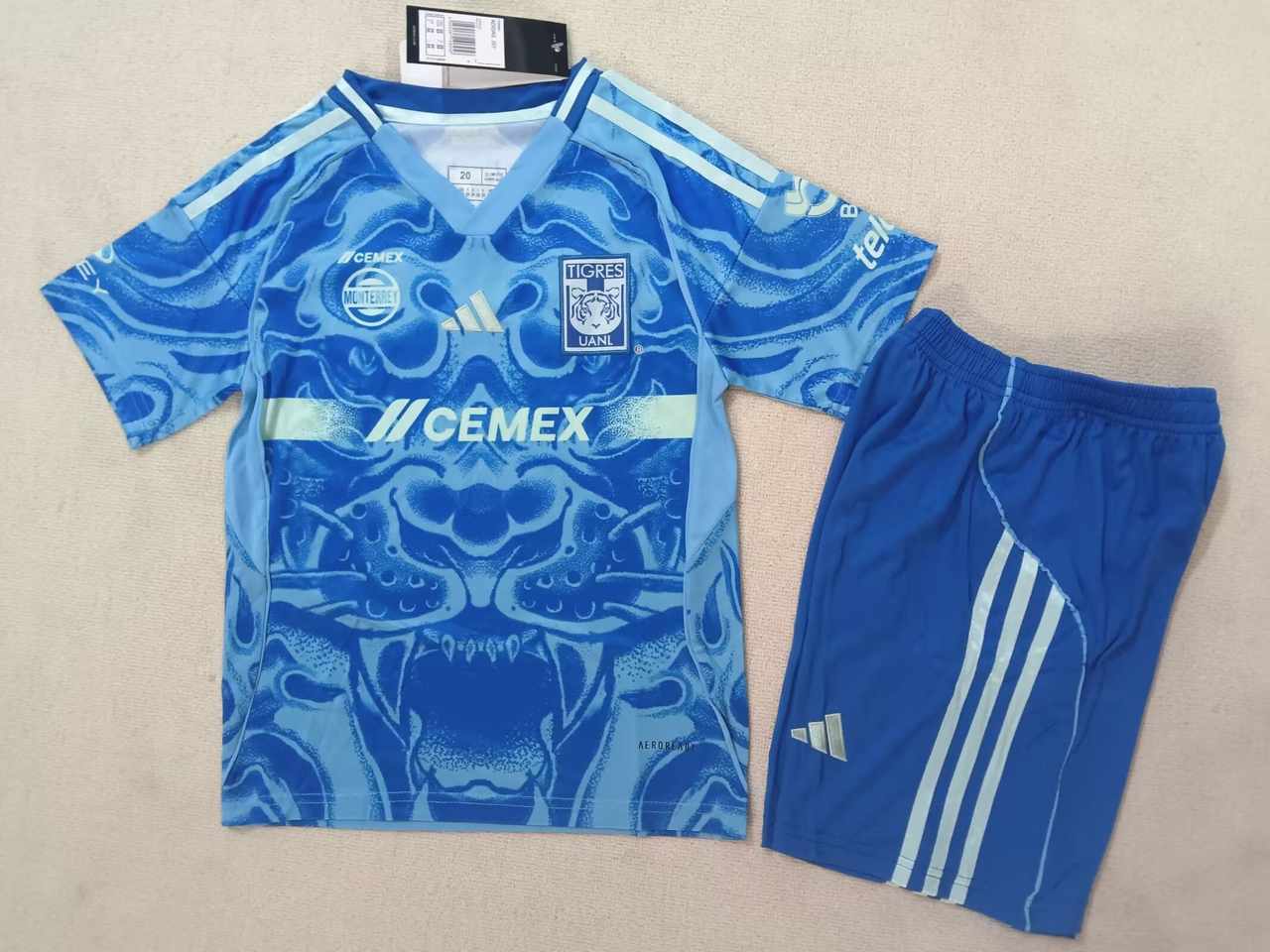 25 26 Tigres away kid kits 25 26 老虎 客场 孩子套装