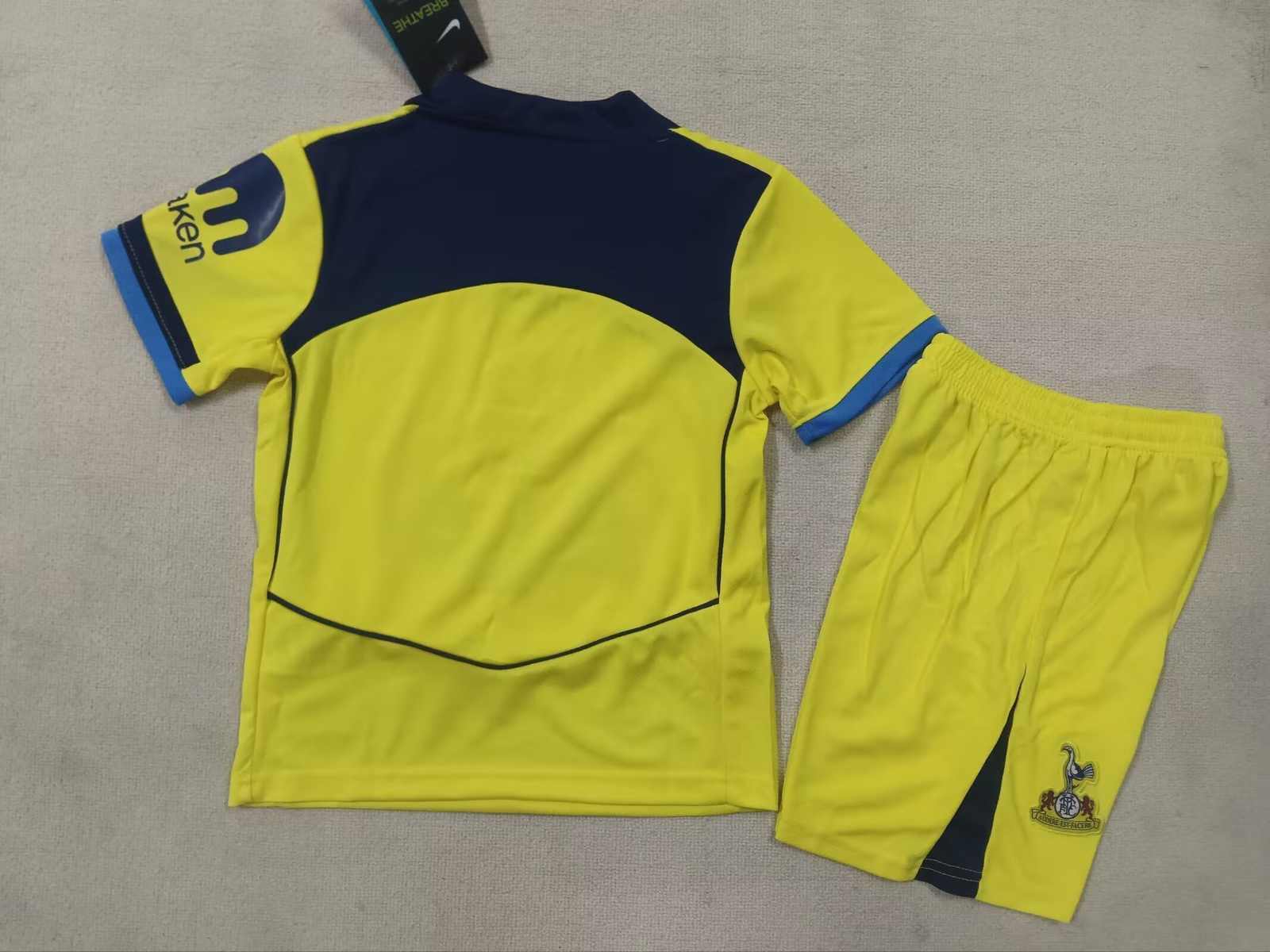 25 26 Tottenham third Away Kids Kit 25 26 热刺 二客 儿童套装