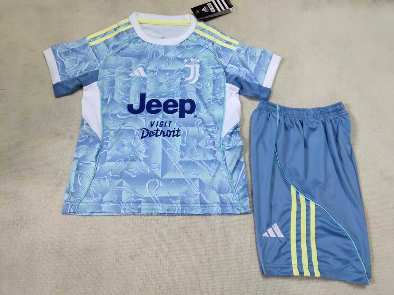25 26 YW away children's kit 25 26 YW 客场 孩子套件