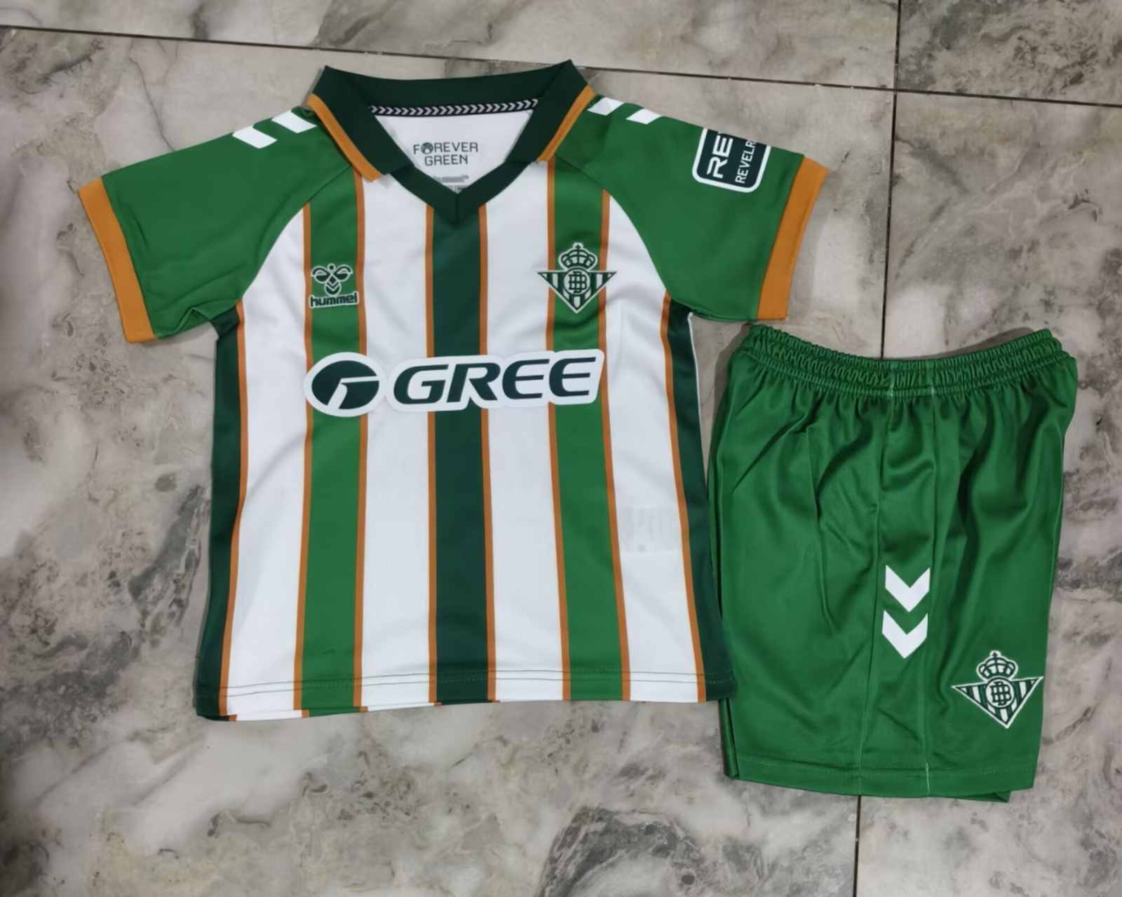 26 27 Betis 3 away children's kit 26 27 贝蒂斯 3 客场 孩子套件