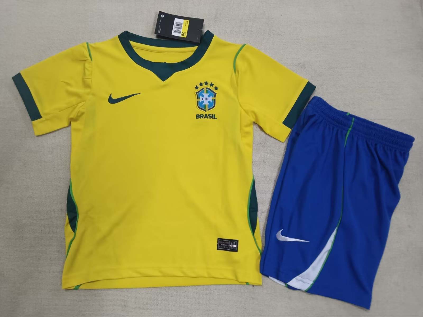 26 27 Brazil home kid kits 26 27 巴西 主场 儿童套装