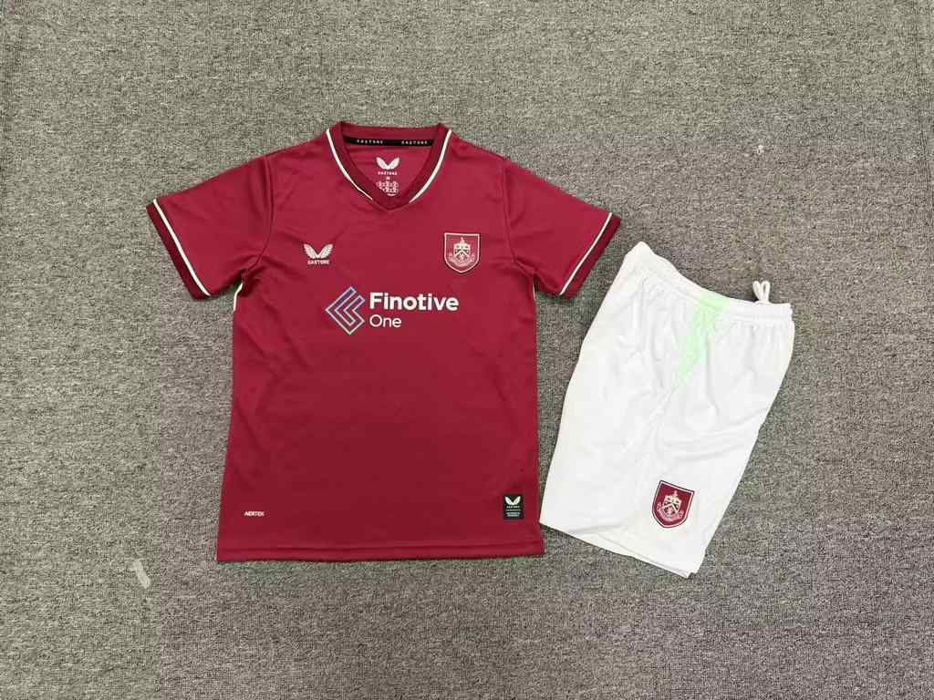 26 27 Burnley Home Kids Kit 26 27 伯恩利 主场 孩子套件
