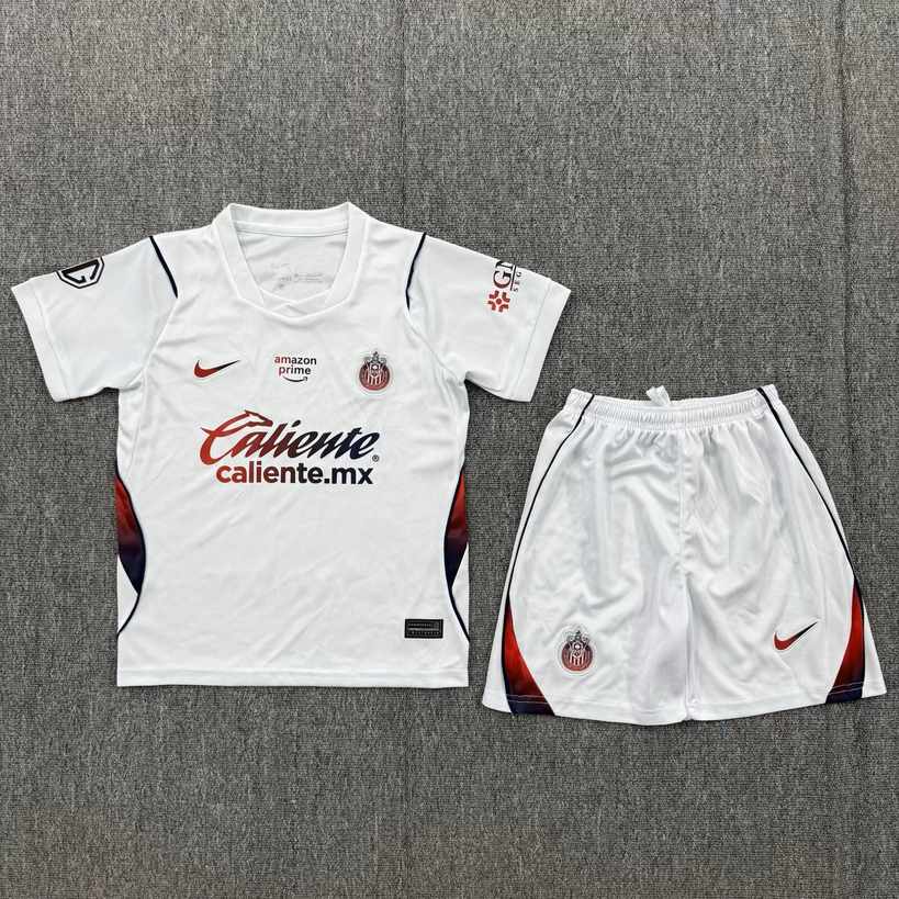 26 27 Chivas away children's kit 26 27 芝华士 客场 孩子套件