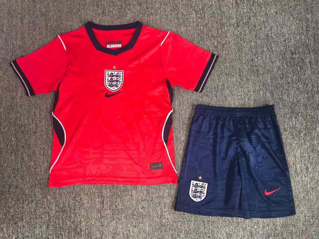 26 27 England Away Children's Kit 26 27 英格兰 客场 孩子套件