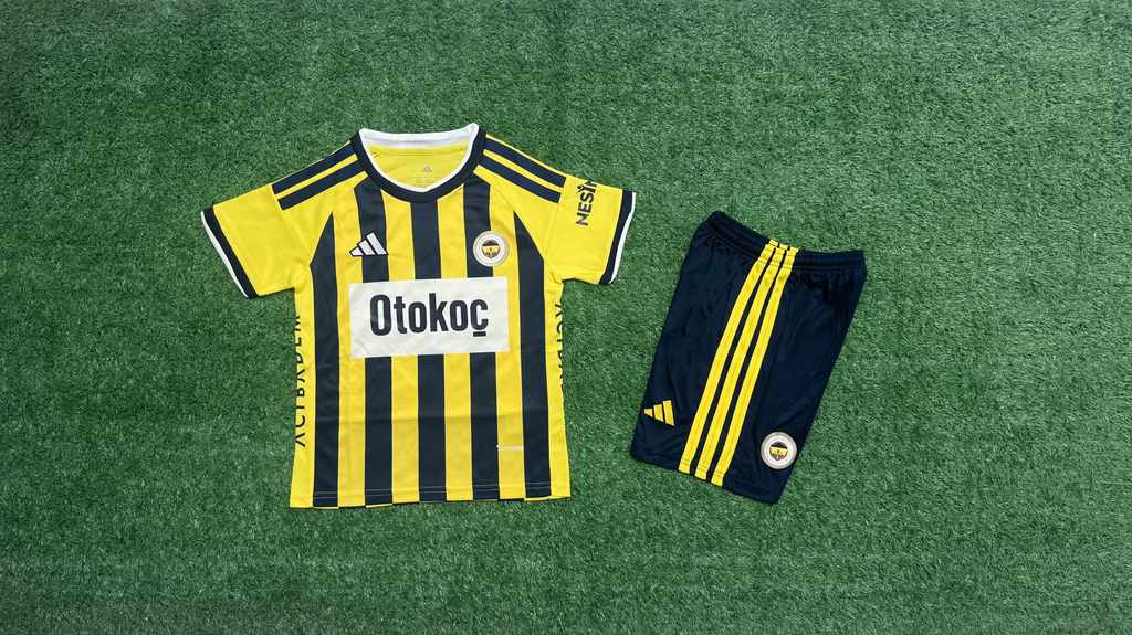 26 27 Fenerbahce home children's kit 26 27 费内巴切 主场 孩子套件