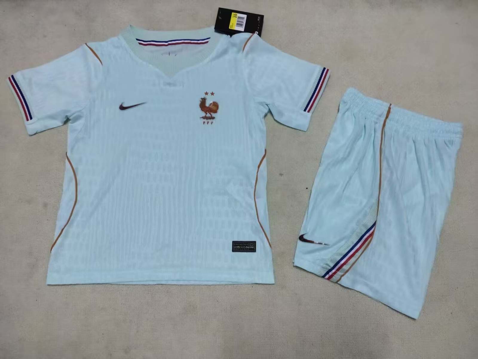 26 27 France away player version children's kit 26 27 法国 客场 球员 儿童套装