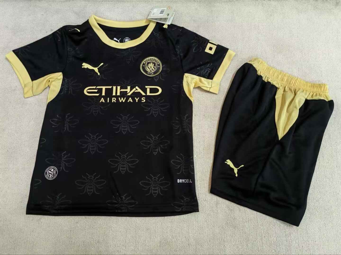 26 27 Man City away children's kit 26 27 曼城 客场 孩子套件