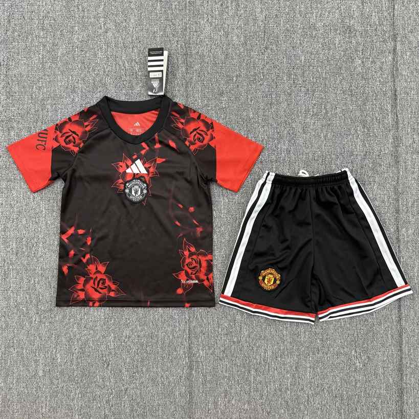 26 27 Man united kid kits 26 27 曼联 石玫瑰 儿童套装