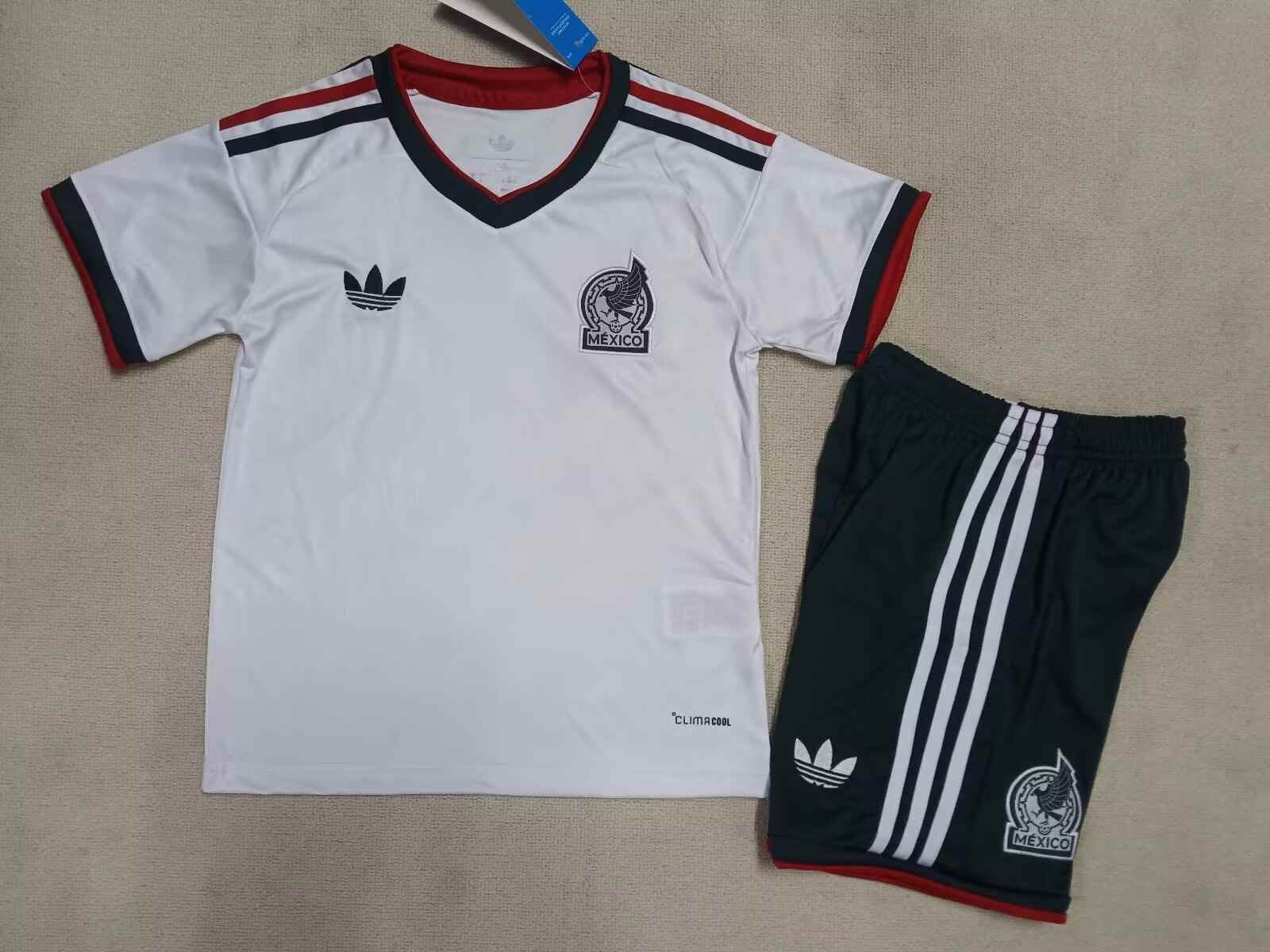 26 27 Mexico Away Children's Kit 26 27 墨西哥 客场 孩子套件
