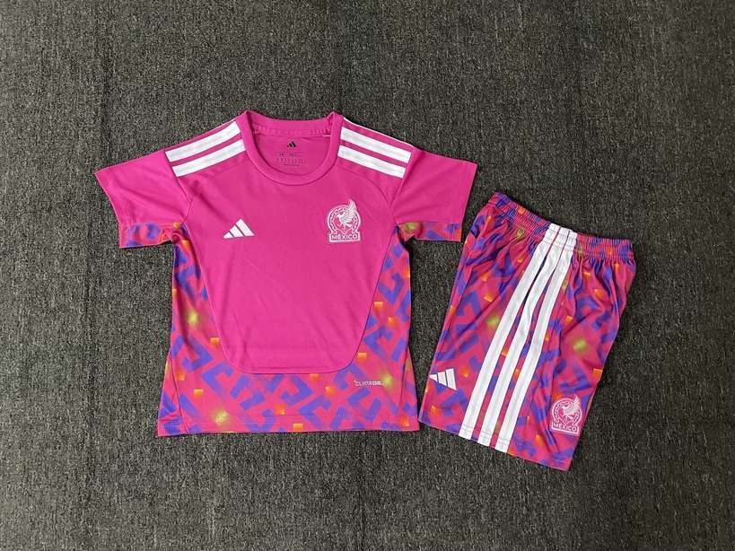 26 27 Mexico Goalkeeper Red Kids Kit 26 27 墨西哥 守门员 红色 孩子套装