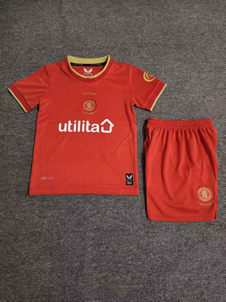 26 27 Middlesbrough home children's kit 26 27 米德尔斯堡 主场 孩子套件