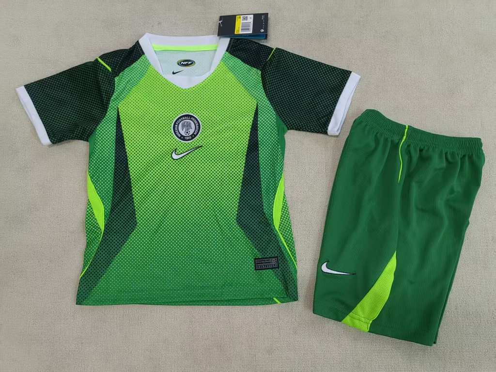 26 27 Nigeria away children's kit 26 27 尼日利亚 客场 孩子套件