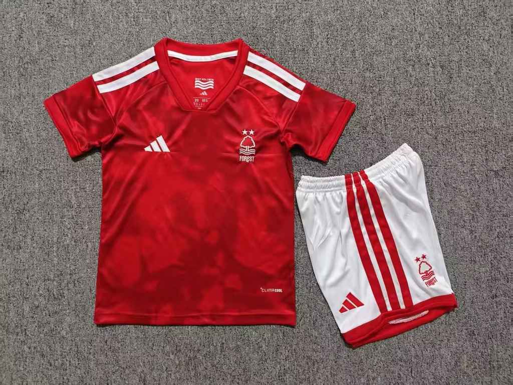 26 27 Nottingham Forest Home Kids Kit 26 27 诺丁汉森林 主场 孩子套件