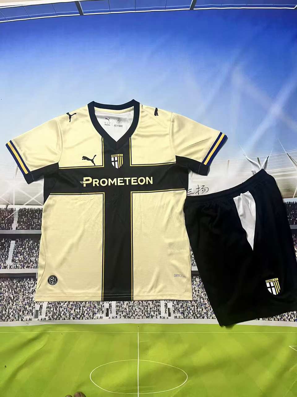 26 27 Parma Home Children's Kit 26 27 帕尔马 主场 孩子套件