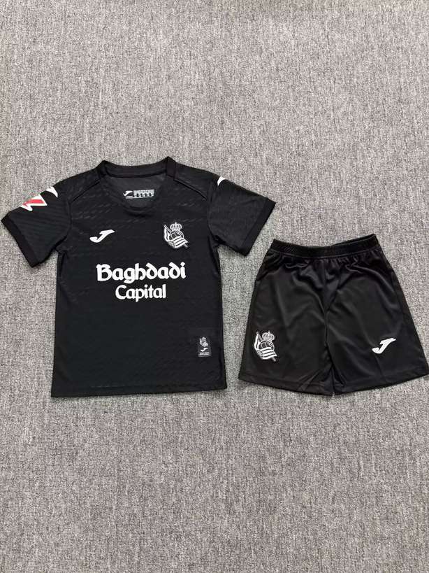26 27 Royal Society away children's kit 26 27 皇家社会 客场 孩子套件