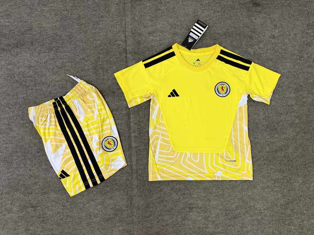 26 27 Scotland goalkeeper yellow kid kits 26 27 苏格兰 黄色 门将服 儿童套装