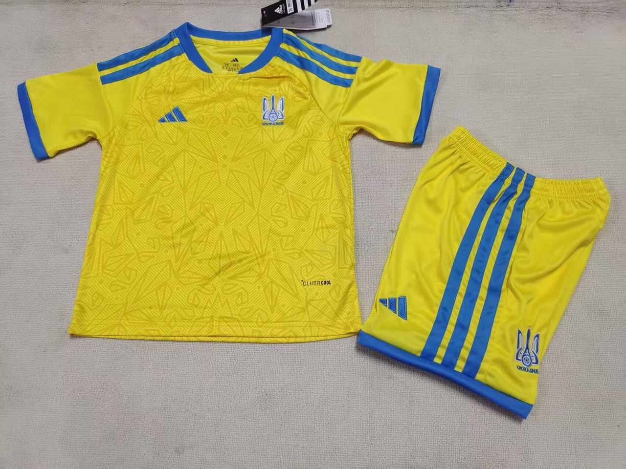 26 27 Ukraine Home Children's kit 26 27 乌克兰 主场 孩子套件