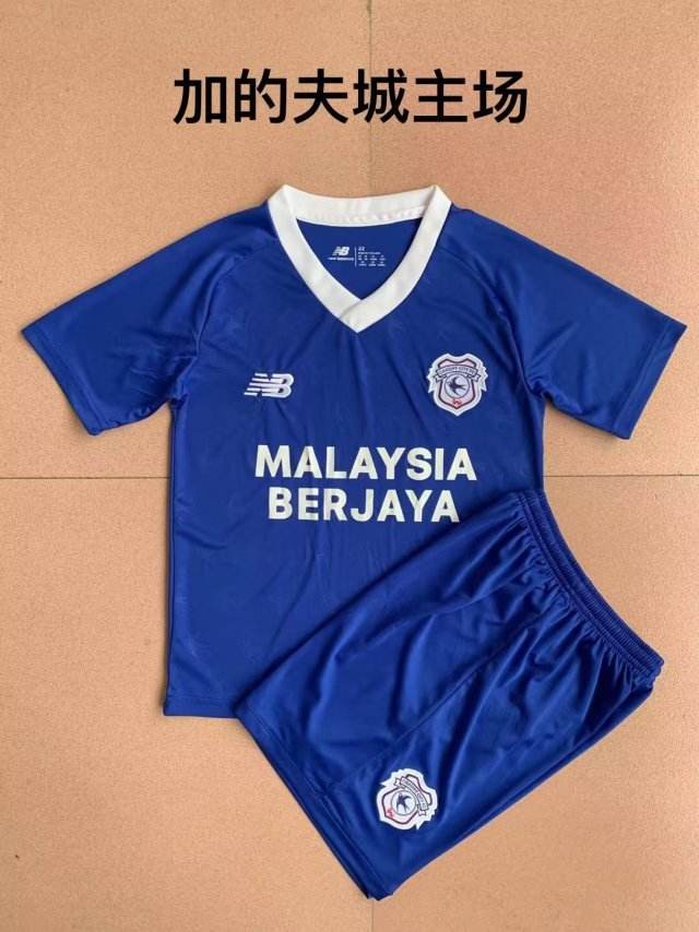 22-23 Cardiff City home kit