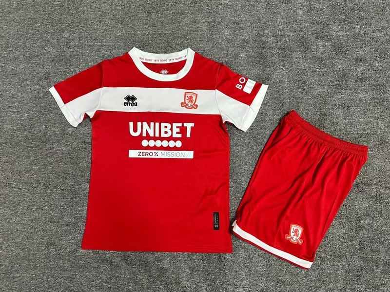 Ensemble de football enfant 24-25 Middlesbrough — Domicile