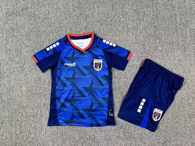 Cape Verde 2026 World Home Kid kit size 16-28