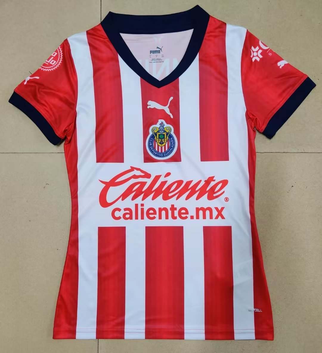 22-23 Chivas Guadalajara home women