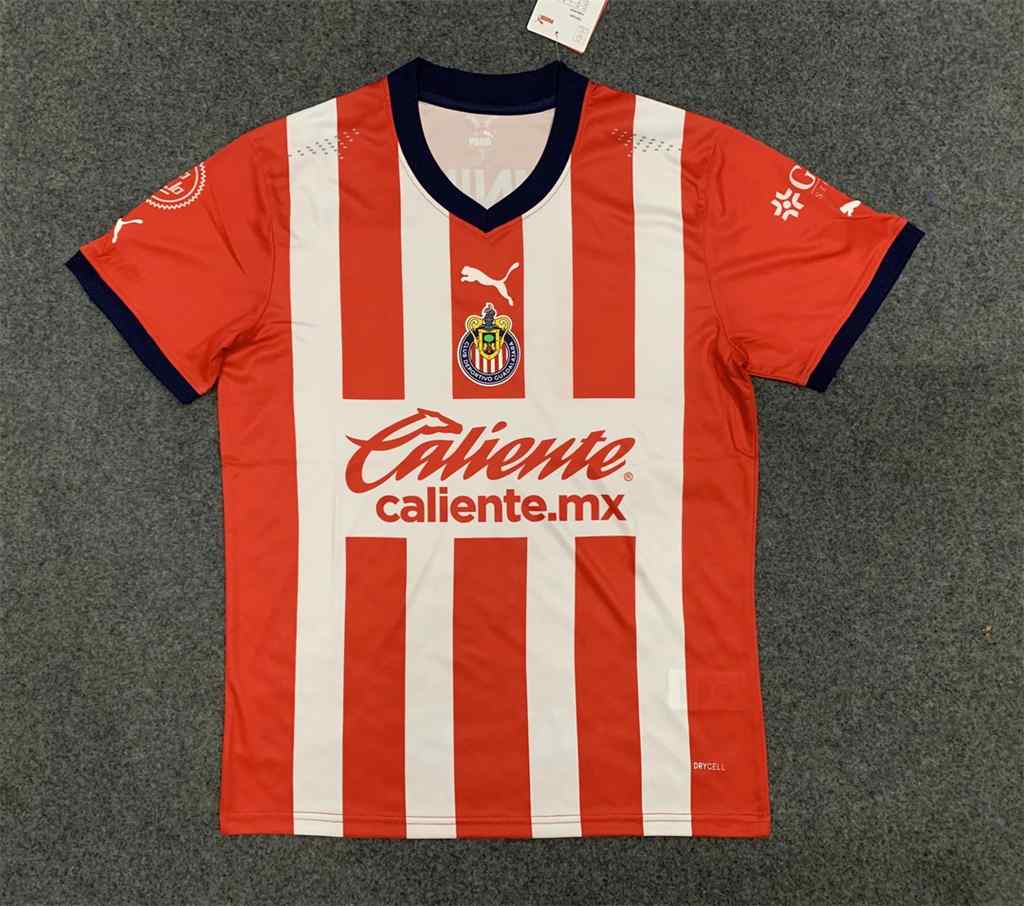 22-23 Chivas home