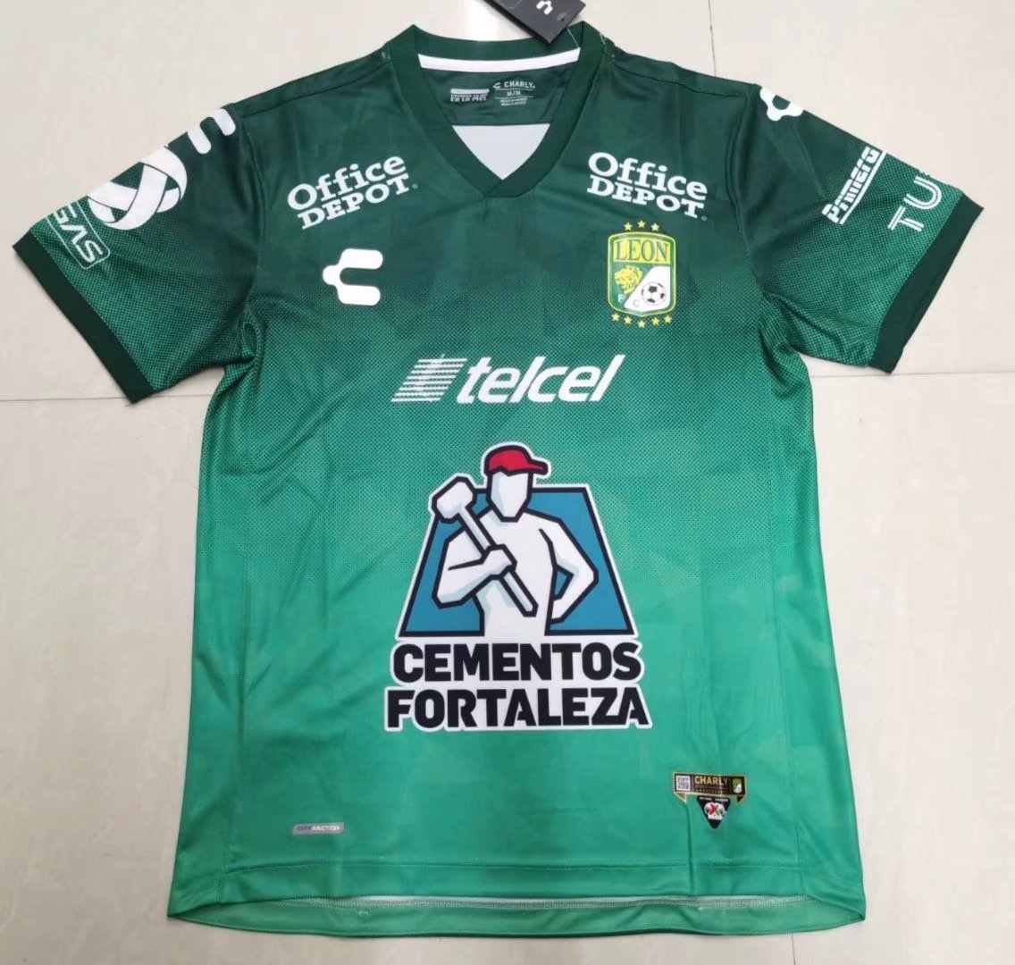 21-22 Leon domicile