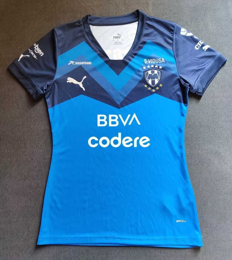 22-23 Monterrey away women