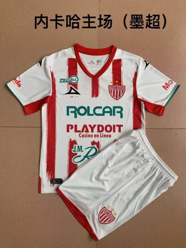 Ensemble de football 22-23 Necaxa — Domicile