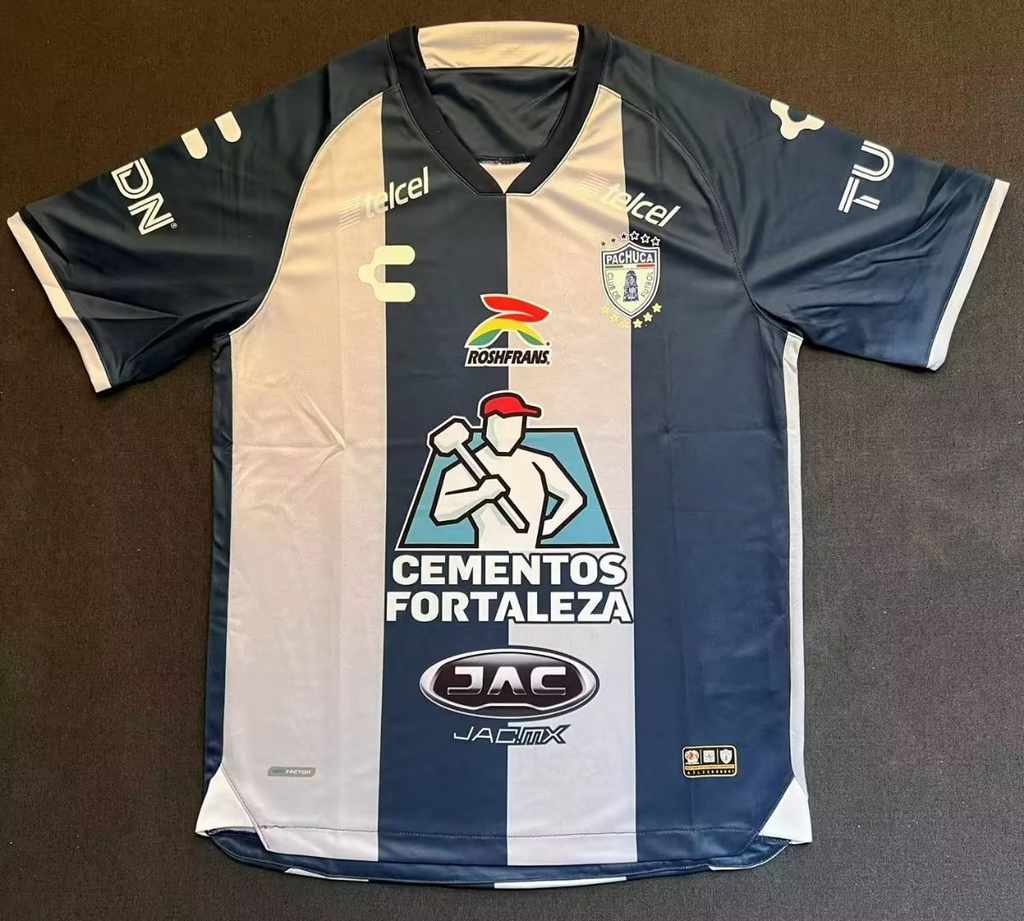 22-23 Pachuca domicile